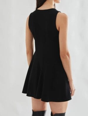Vestido falda plato con cierre al costado - Imagen 4