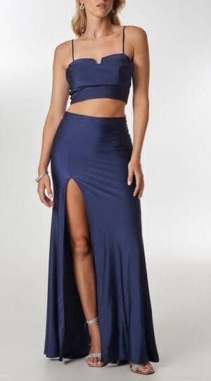 Conjunto de top y falda larga